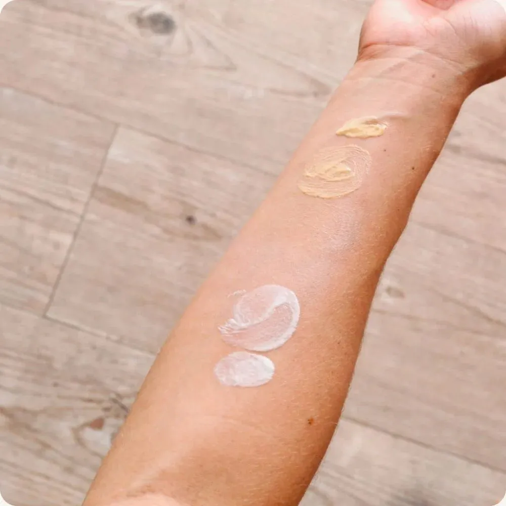 Suntribe Dag & Natt getinte dagcrème set