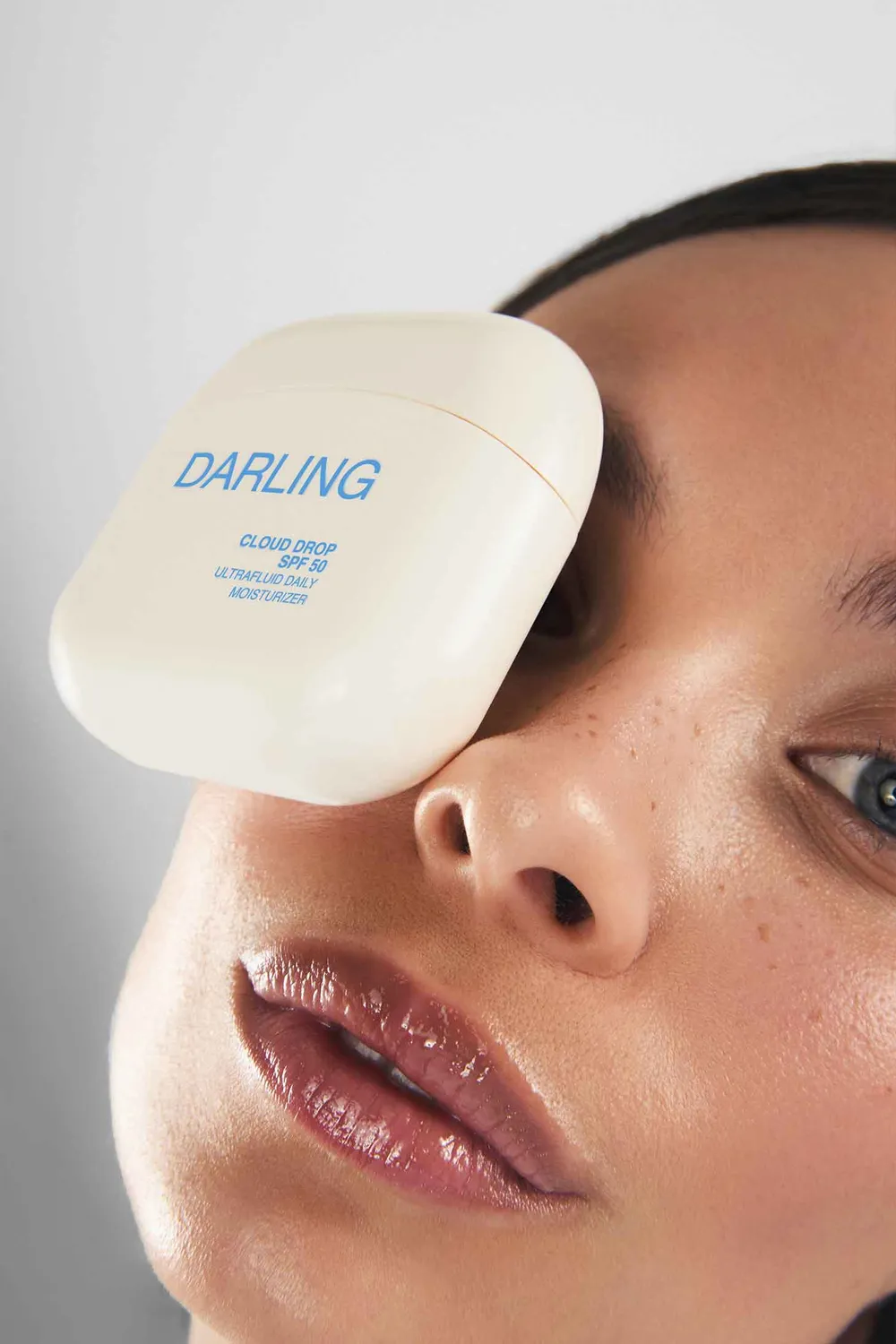 Darling Cloud Drop SPF50 gezichtszonnebrand ultrafluid