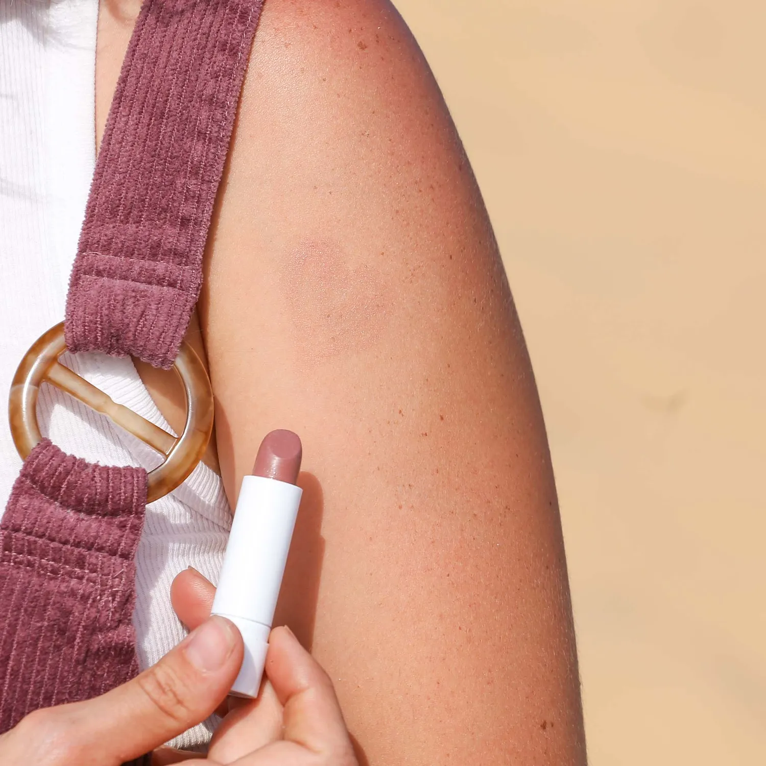 Suntribe Mineral lippenbalsem SPF30 rood getint