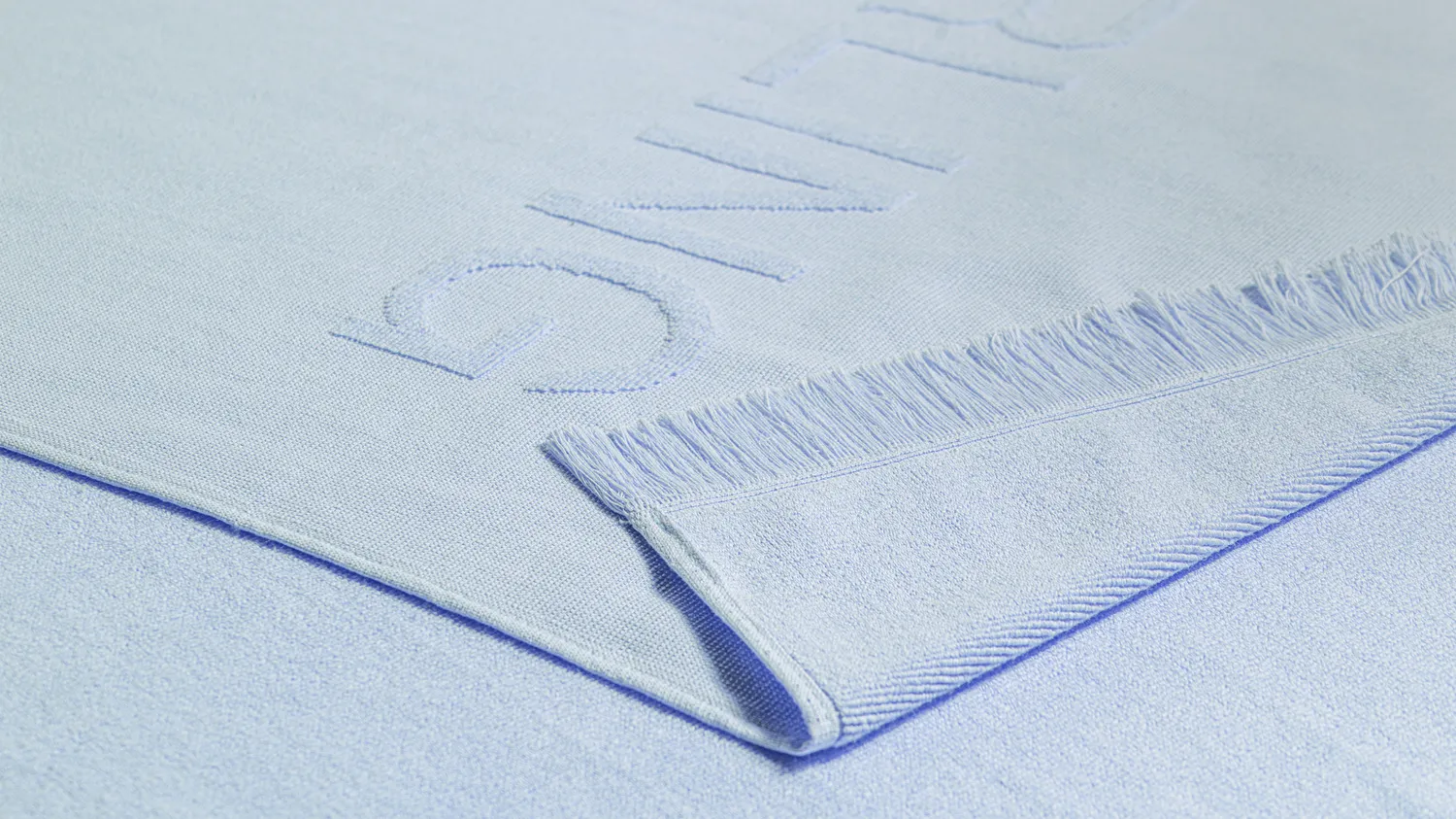 Darling Blue D strandhanddoek blauw katoen